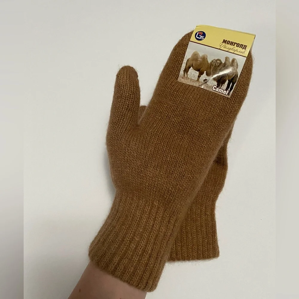Camel wool blend mittens dark camel size M Mongolia
